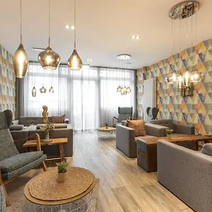 Garner By Ihg Отель